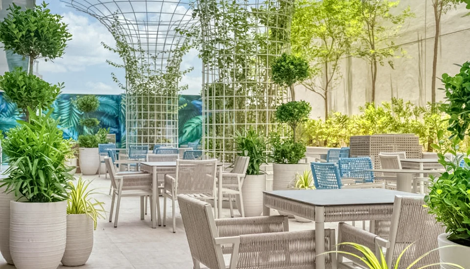 هتل فرست کالکشن بیزنس بی دبی